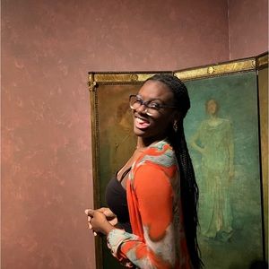 Meet your Posher, Emily